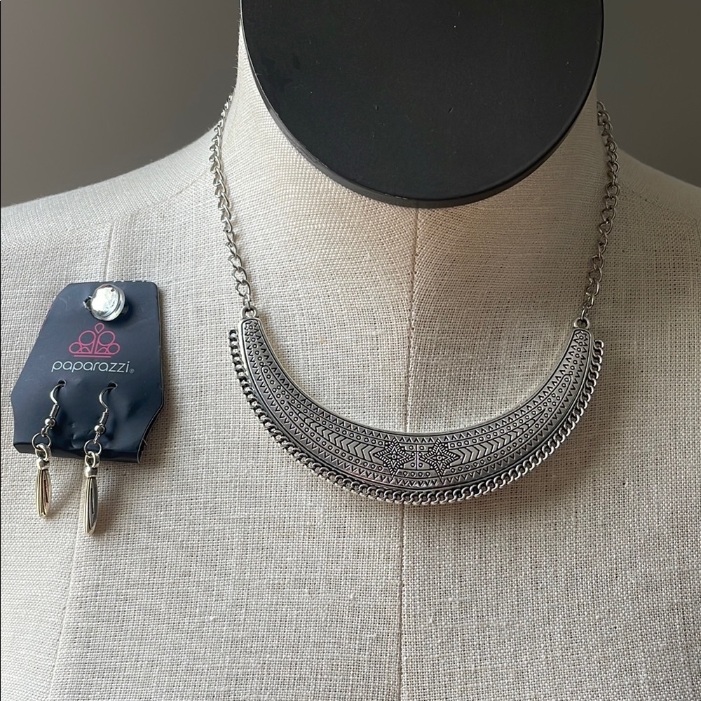 Paparazzi Half Moon Silver Country Cowgirl Necklace and Earring Set